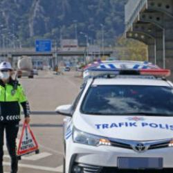 Yer: Burdur! Yaptıkları hatayla ara&ccedil;ları trafikten men edildi 