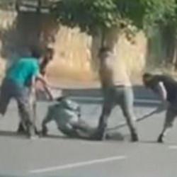 Gebze'de trafikte dehşet: 4 kişi, 1 kişiyi ara&ccedil;tan indirip sopalarla &ouml;ld&uuml;resiye d&ouml;vd&uuml;