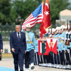 Yunan basınında 'NATO' zirvesi paniği! 'Batı, artık T&uuml;rkiye'ye yalvarıyor'
