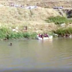 &Ccedil;aya d&uuml;şen kardeşlerden biri &ouml;ld&uuml;, diğeri aranıyor
