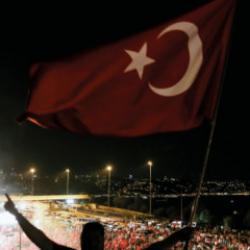 O gecenin tanıkları anlattı: Şehidin annesinden y&uuml;rek yakan s&ouml;zler!