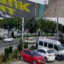 Drift atarak geldi, başka bir otomobile &ccedil;arparak ka&ccedil;tı