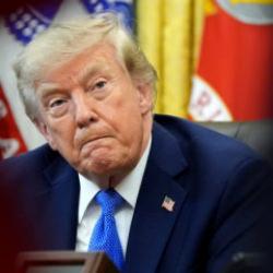 Trump'tan son dakika a&ccedil;ıklaması: Ciddi bir ekonomik krizin i&ccedil;indeler!