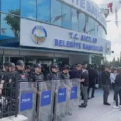 SON DAKİKA: CHP'li Avcılar Belediyesi'ne operasyon: 12 kişi g&ouml;zaltında