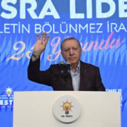 AK Parti 25 yaşında! Her şey bir s&ouml;zle başladı... İşte T&uuml;rkiye'ye damga vuran d&ouml;nemler