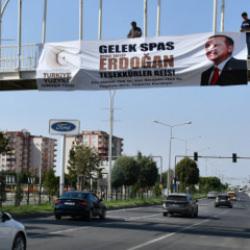 Batman'da Erdoğan pankartı