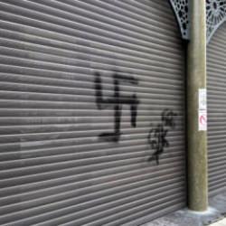 Camiye al&ccedil;ak saldırı! H&uuml;k&uuml;met devreye girdi: Al&ccedil;ak&ccedil;a bir eylem! Soruşturma başlatıldı