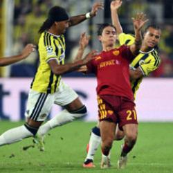 Devler Ligi'nde 18 yıl sonra ilk ma&ccedil;! Fenerbah&ccedil;e, Roma'yı elinden ka&ccedil;ırdı