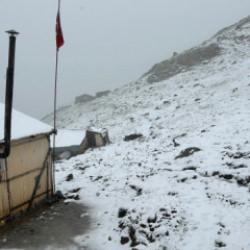 Rize'de yılın ilk karı lapa lapa yağdı