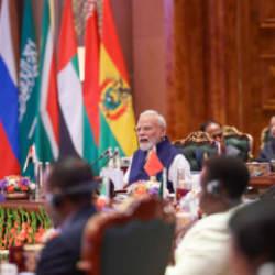 Hindistan'da d&uuml;nya liderlerine sunulan akşam yemeği ortalığı karıştırdı