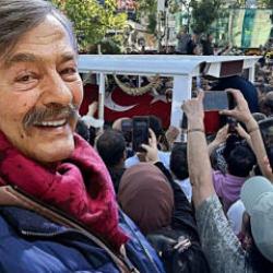 Kadir İnanır&rsquo;ın mirasında soğuk duş! Dava ertelendi