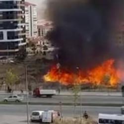 Sivas'ta akaryakıt istasyonu yanında yangın paniği! 