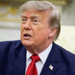Trump: Yapay zeka alarmları sahtekarlık