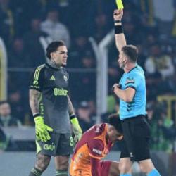 2 senede 6 derbi y&ouml;neten Yasin Kol'un verdiği tartışmalı kararlar