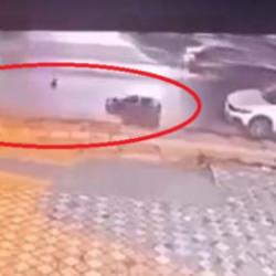 Ankara'da bir kişinin hayatını kaybettiği motosiklet kazası kamerada