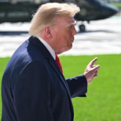 Trump'tan yeni tehdit: İran ya anlaşır ya da yok olur