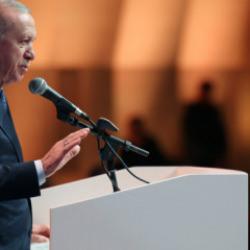 Erdoğan'dan net mesaj! 'Zırzop' tepkisi: Sizi bunların insafına bıkramayacağız...