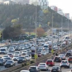 İstanbul'da E-5 yolu her g&uuml;n 7 saat kapanacak! Kilit noktada yeni d&uuml;zenleme