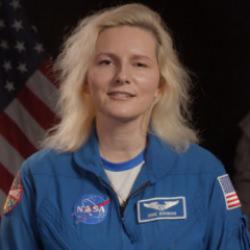 NASA&rsquo;nın Adana doğumlu astronotu Deniz Burnham T&uuml;rkiye&rsquo;ye mesaj g&ouml;nderdi