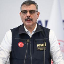 İstanbul'da 84 yılın yağış rekoru! İ&ccedil;işleri Bakanı &Ccedil;ift&ccedil;i'den son dakika a&ccedil;ıklamalar
