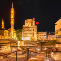 4 ayda Edirne'nin yeni g&ouml;zdesi oldu: Bakan Ersoy Makedonya Kule M&uuml;zesi'ni ziyaret etti