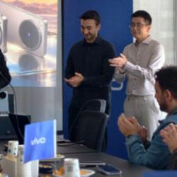 vivo T&uuml;rkiye, ofisinde kullanıcılarına &ouml;zel bir deneyim etkinliği d&uuml;zenledi