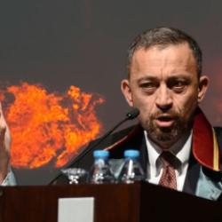 &Uuml;mit Kocasakal&rsquo;ın &ldquo;yeni anayasa&rdquo; fobisi!