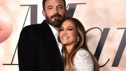 Jennifer Lopez 18 yıl sonra yeniden nişanlandı!