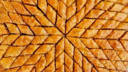 Ağızda dağılan kolay baklava tarifi: 1 tepsilik tam ölçü