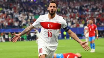 Hakan Çalhanoğlu'ndan Türkiye'yi ayağa kaldıran gol