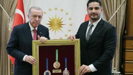 Cumhurbaşkanı Erdoğan, Taha Akgül'ü kabul etti