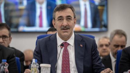 Cumhurbaşkanı Yardımcısı Yılmaz'dan vergi ve har&ccedil; a&ccedil;ıklaması