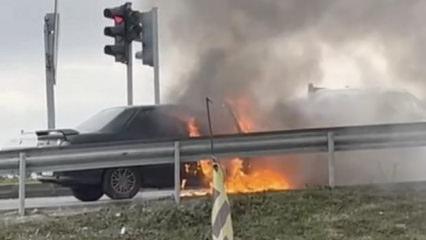 Tekirdağ'da seyir halindeki otomobil alev topuna d&ouml;nd&uuml;!