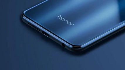Honor’dan dev bataryalı telefon: Honor Power yolda!