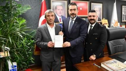 CHP kartını kırdı, AK Parti'ye katıldı