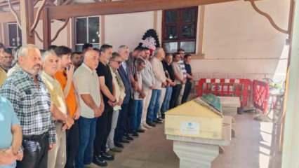 Bakan Bolat, eşinin teyzesinin cenazesine katıldı