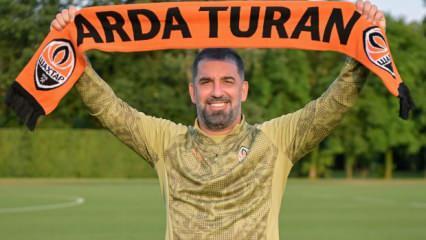 Arda Turan'ın transferde ilk rotası Türkiye! Fenerbahçeli bir yıldıza daha kanca!