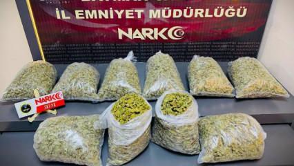 Kayseri’de, İranlı 3 şüphelinin midesinden 6,7 kilo uyuşturucu çıktı