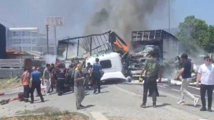 Sakarya'da korkunç kaza: Karşı şeride geçen tır, iki tıra çarptı! Ölü ve yaralılar var