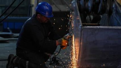 Ücretli çalışan sayısı nisanda yıllık bazda yüzde 2,4 artarak 15,7 milyon oldu