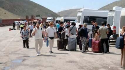 İran'dan Van'a gelen Kanada, Filipinler ve Tayland vatandaşları ülkelerine gidiyo