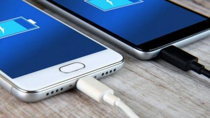 Şarjı günlerce dayanan o telefon modelleri!