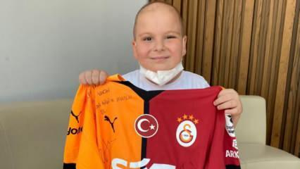 Barış Alper Yılmaz’dan kanser hastası çocuğa anlamlı sürpriz