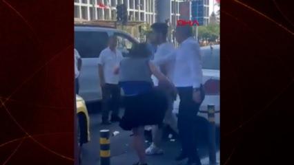 Akılalmaz olay! Taksiciye saldıran kadın sürücü ortalığı birbirine kattı