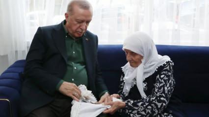 Cumhurbaşkanı Erdoğan'dan 15 Temmuz şehitlerinin ailesine ziyaret