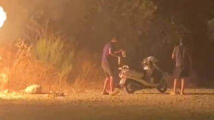 Sabaha karşı motosikletle gelip, ormanı ateşe verdiler!