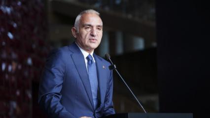 Bakan Ersoy duyurdu: Çarşamba günleri sinema biletleri 120 lira olacak