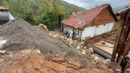 Bartın'da heyelan: 2 ev tahliye edildi! 