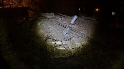 Çorum'da iki katlı metruk bina çöktü!