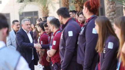 Bakan Bak'tan Kadın Para Masa Tenisi Milli Takımı için tebrik mesajı